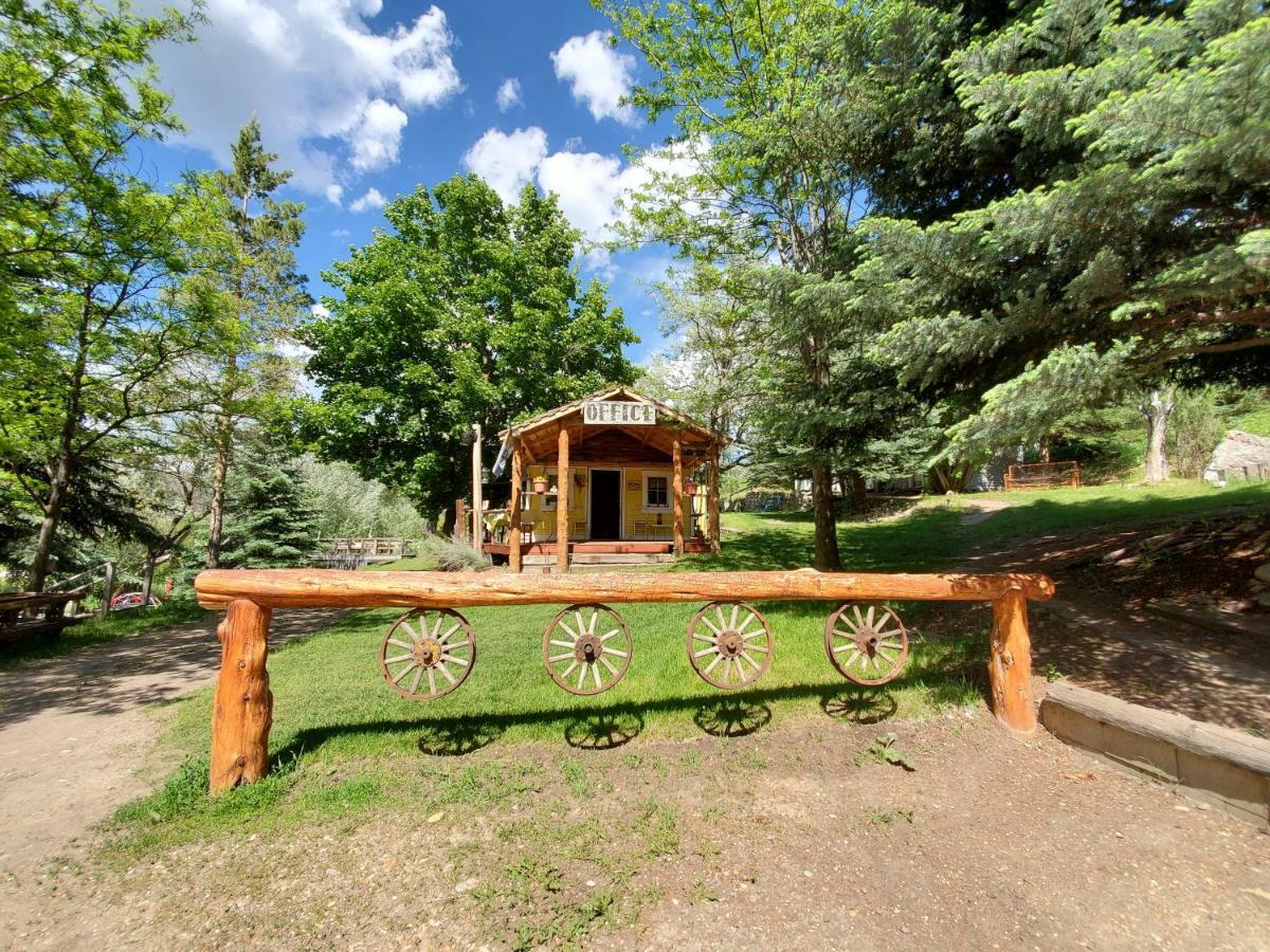 Bristol Cabins Lava Hot Springs Esterno foto